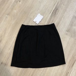 NAT Mooloola black camilla linen mini skirt